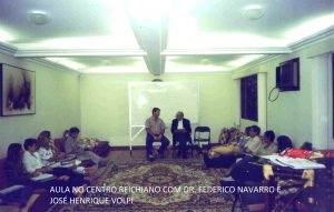 Federico Navarro e José Henrique Volpi - Aula no Centro Reichiano Foto de uma reunião com Dr. Federico Navarro no Centro Reichiano