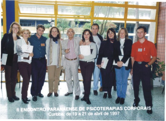 18 - Federico Navarro e alguns participantes.jpg